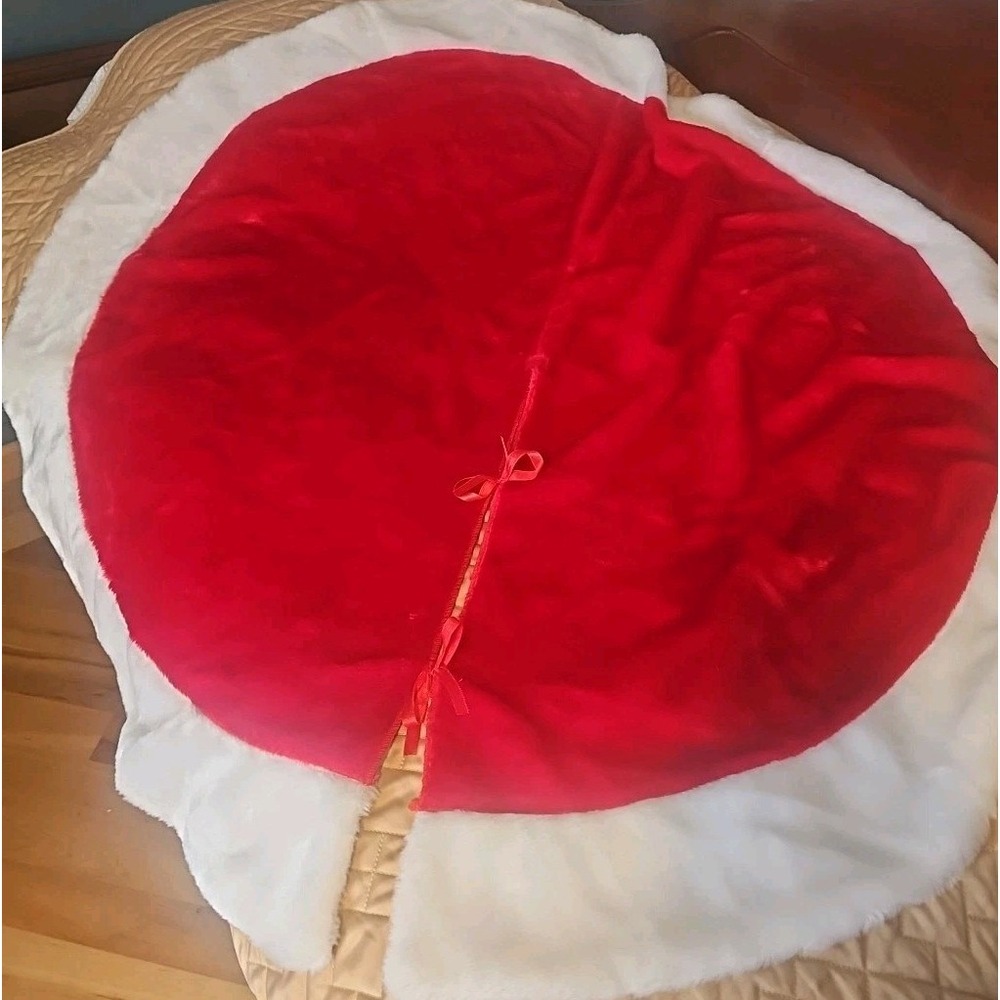 XL Christmas Tree Skirt - Red & White Faux Fur  47" VGC Old‎ Fashioned